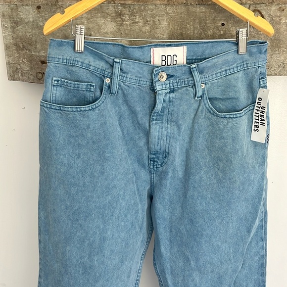 🆕🏷️ BDG straight leg jeans - Picture 1 of 6